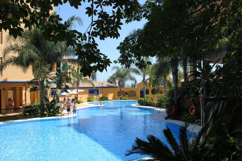 Los Naranjos Mar. Марбеля Екстериор снимка